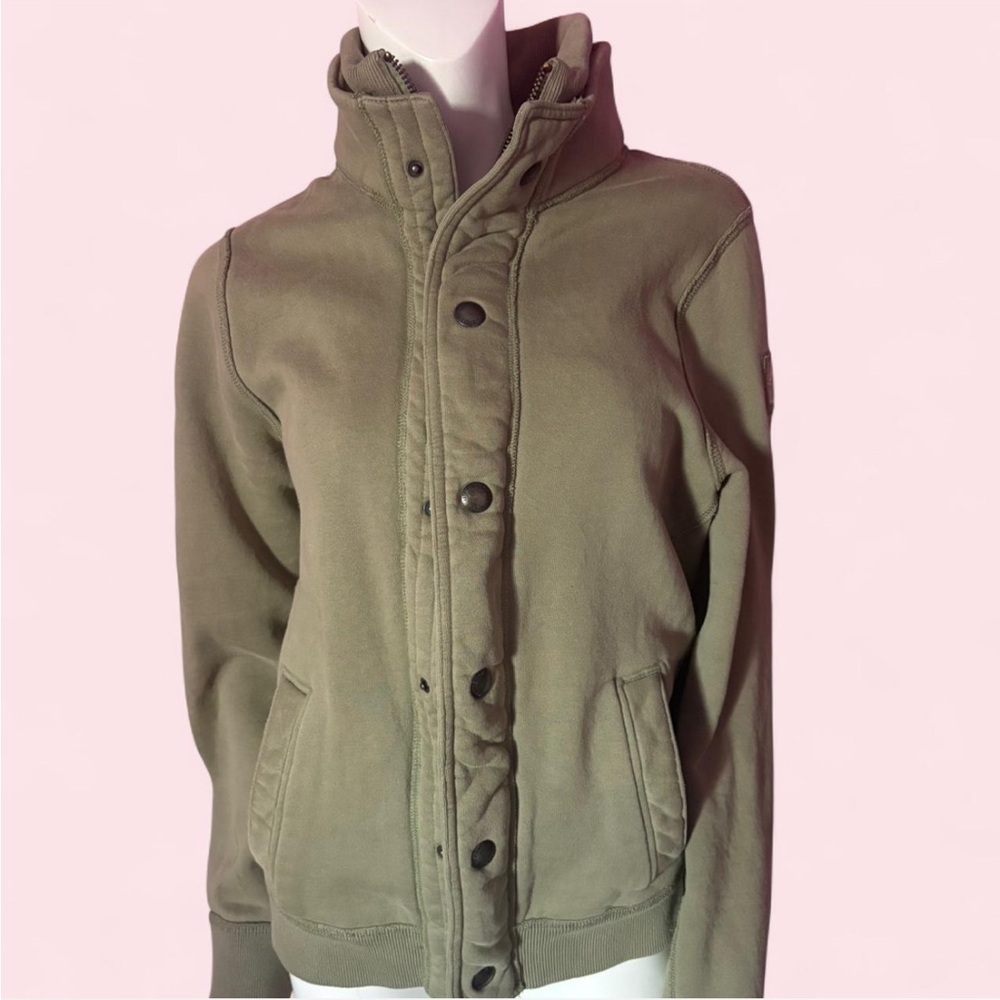 Men’s Abercrombie and fitch sweater